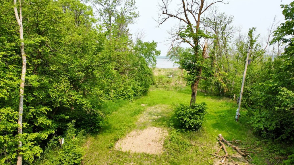 37551 County Road 126, Rochert