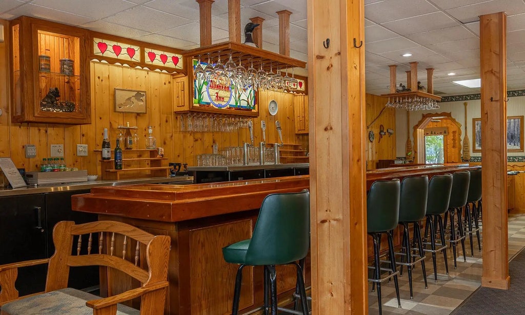 1477 Wabedo Pass Road Ne, Longville