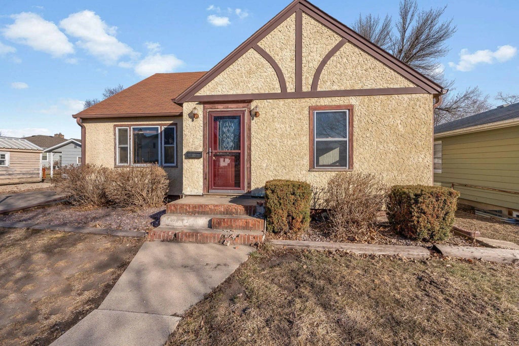 315 E 12th Street, Blue Earth