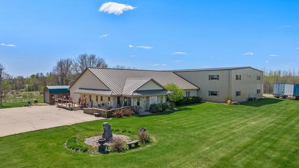 18187 State Highway 19, Vesta