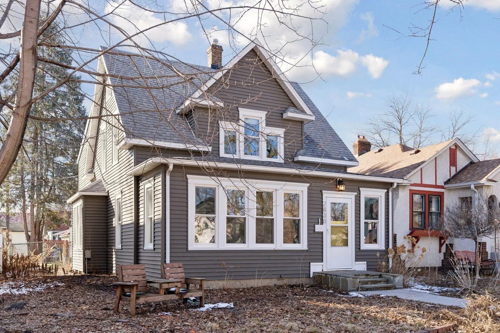 2830 39th Avenue S, Minneapolis
