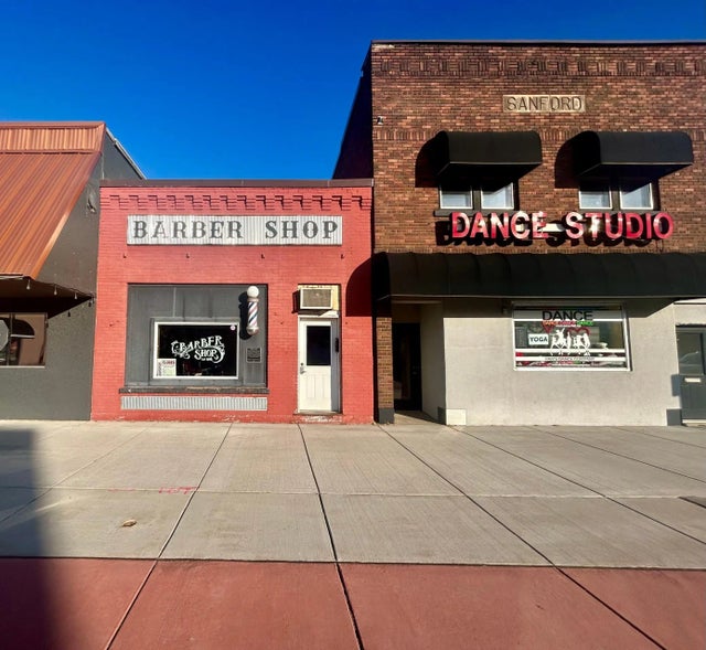 126 Keller Avenue N, Amery