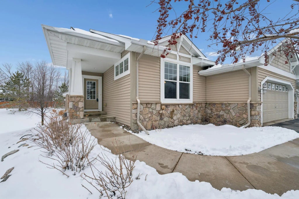 18624 48th Avenue N, Plymouth