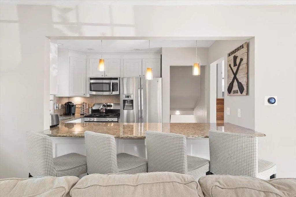 332 Mill Street, Excelsior