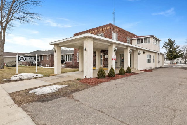 318 Broadway Avenue W, Little Falls