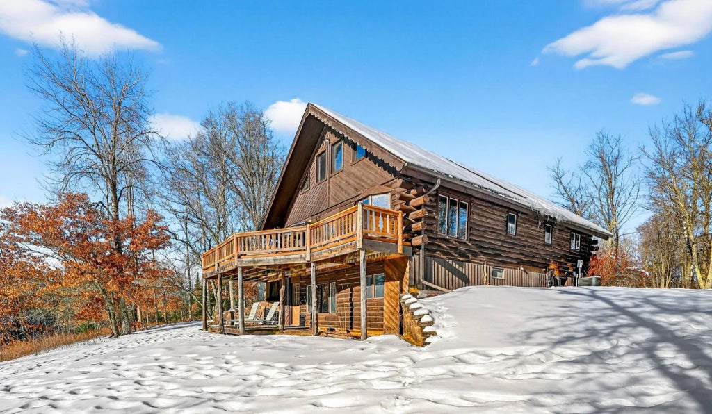 9065 N Rohlf Road, Hayward