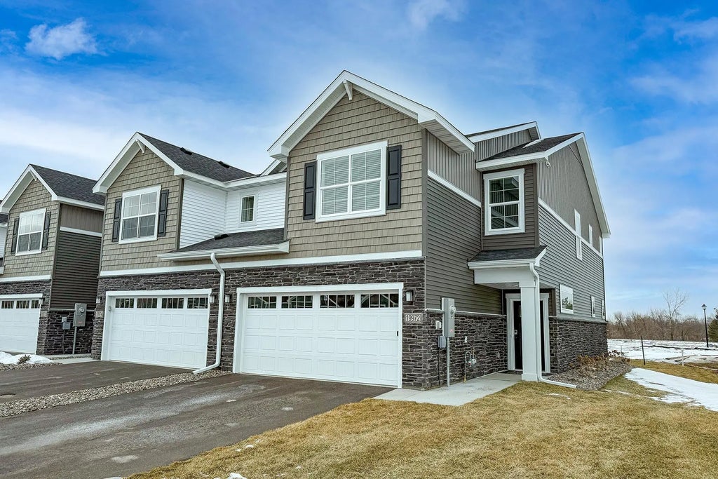 19972 Hunters Ridge, Corcoran