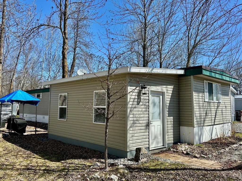 6631 Rocky Point Road Nw, Roosevelt