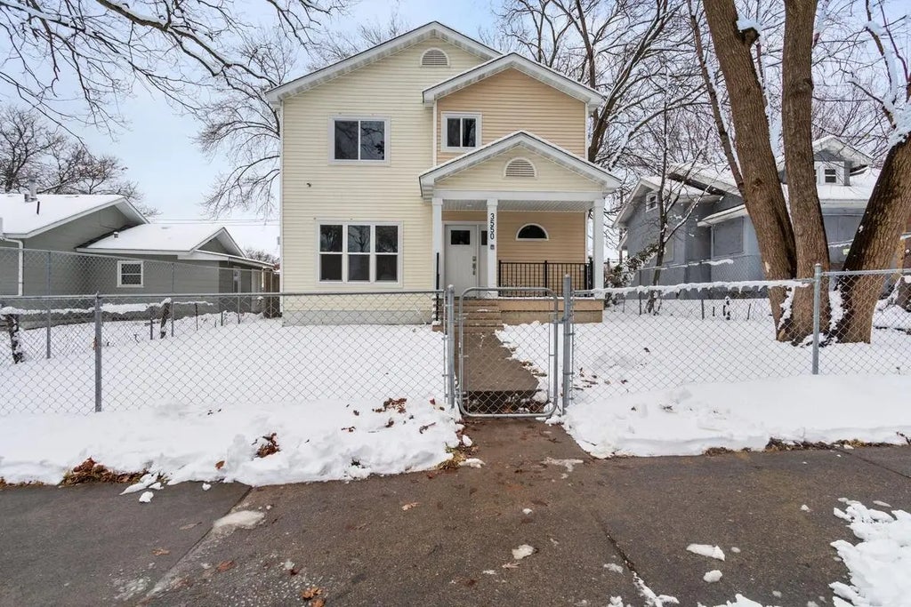 3550 Queen Avenue N, Minneapolis