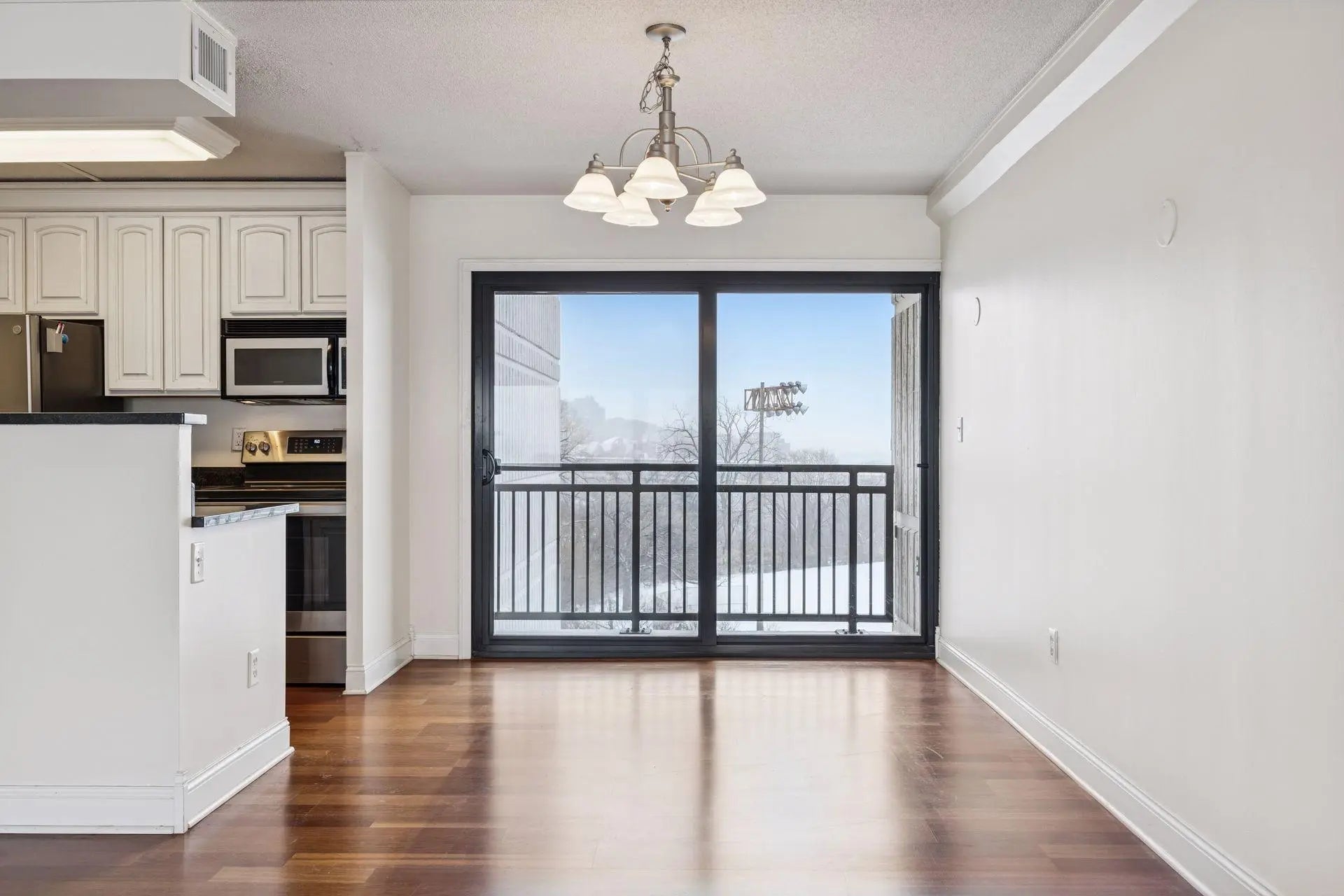 Photo of Listing #7023925