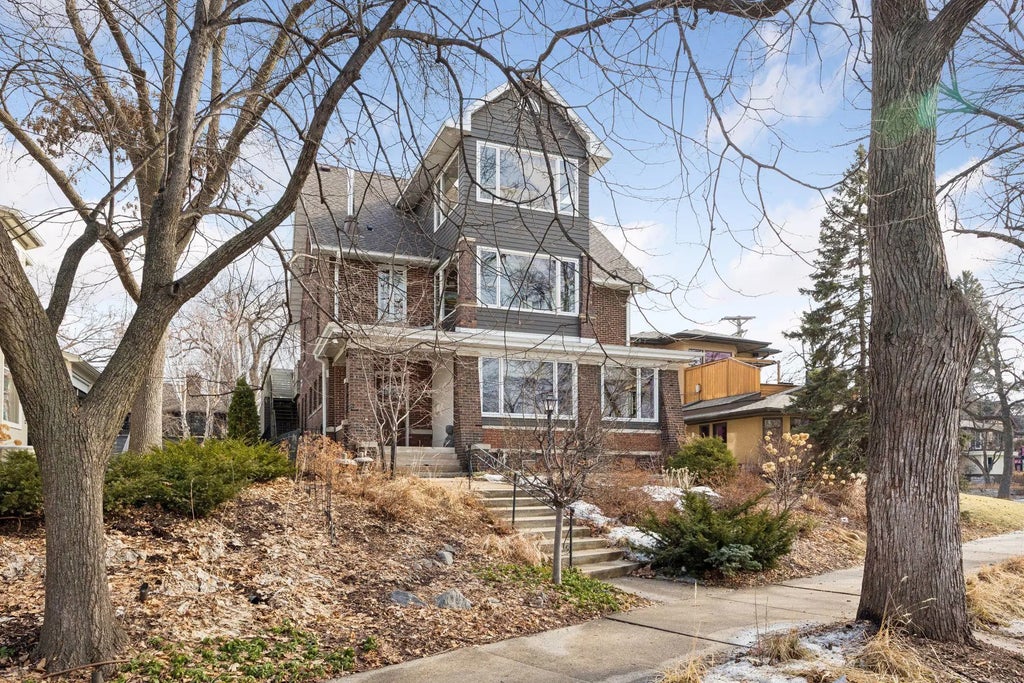 3145 E Bde Maka Ska Parkway, Minneapolis