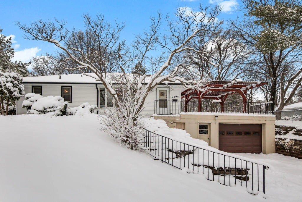 10406 Harriet Avenue S, Bloomington