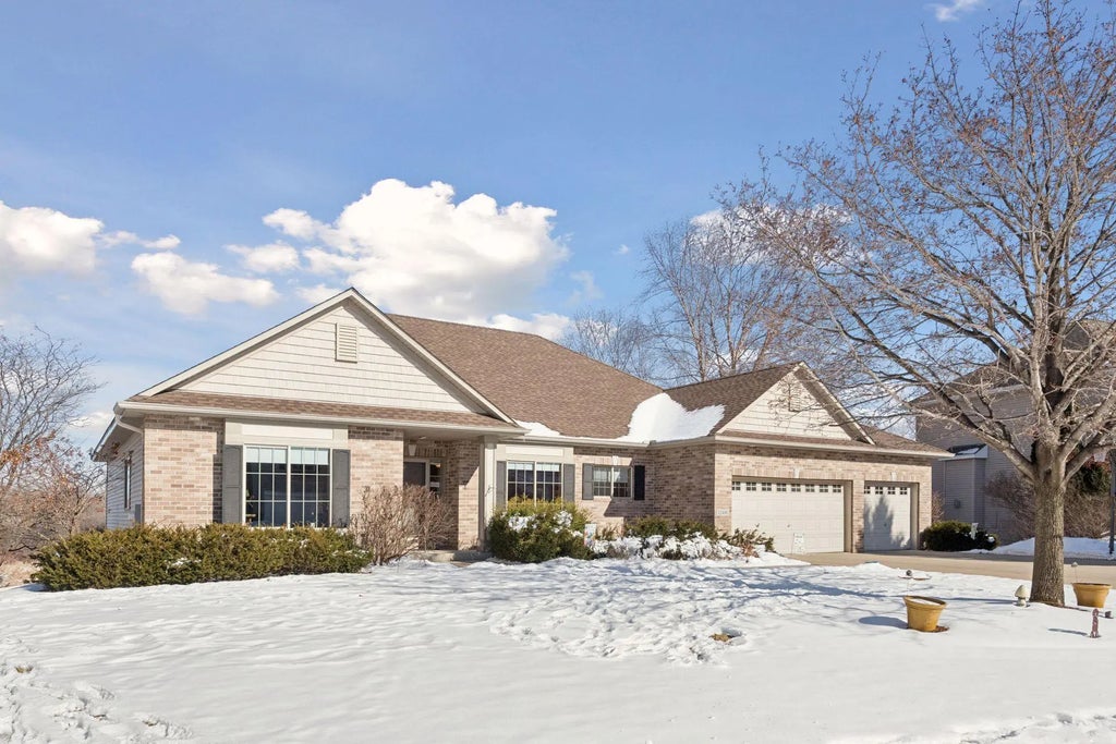 12406 Jasper Lane, Eden Prairie