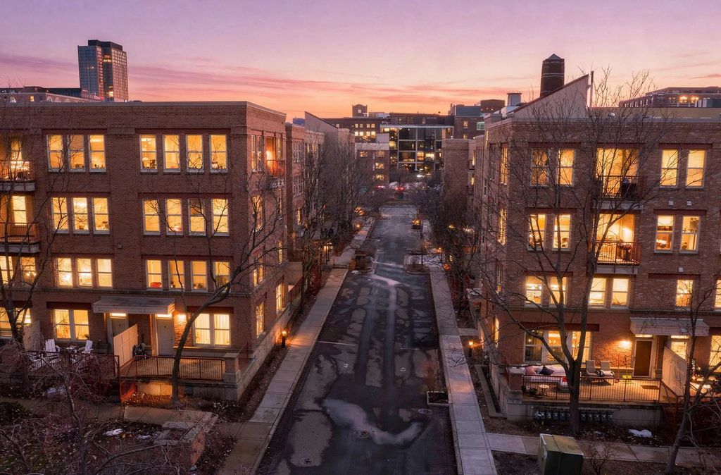 645 N 1st Street 139, Minneapolis
