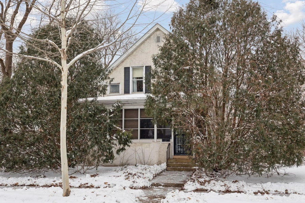 2303 Upton Avenue N, Minneapolis