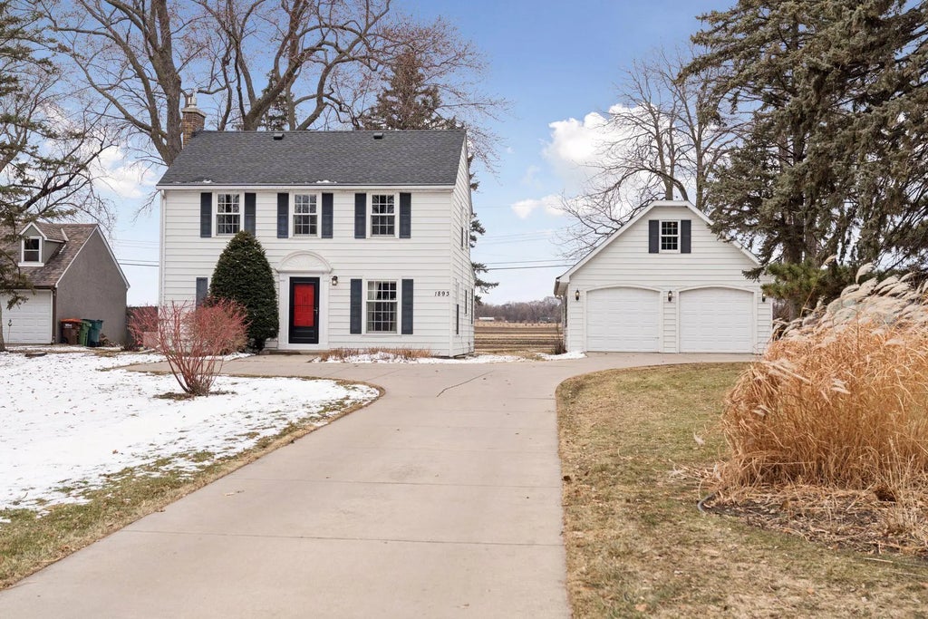 1893 Snelling Avenue N, Falcon Heights