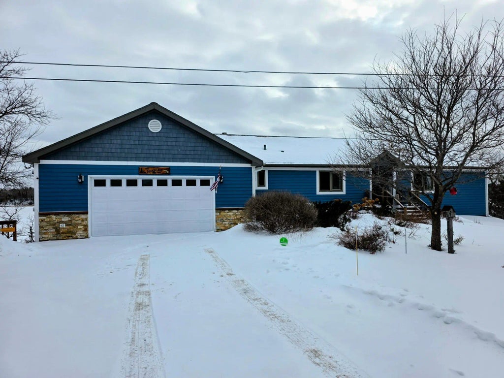 1892 Highway 11 E, International Falls