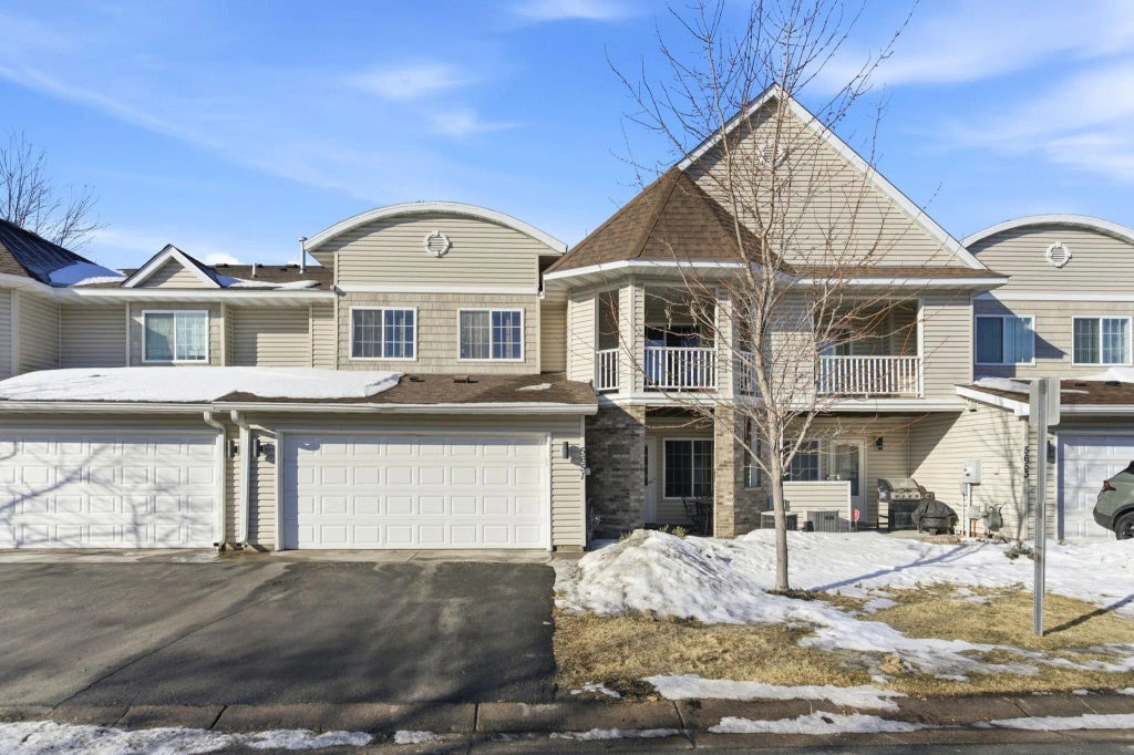 5651 100th Lane N, Brooklyn Park