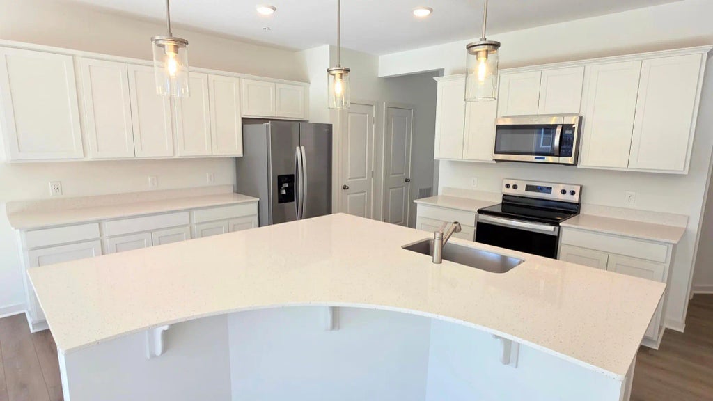 6278 Larkspur Lane, Corcoran