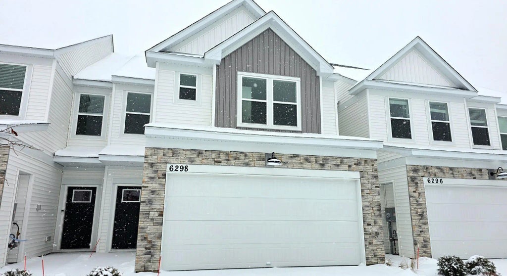 6298 Larkspur Lane, Corcoran