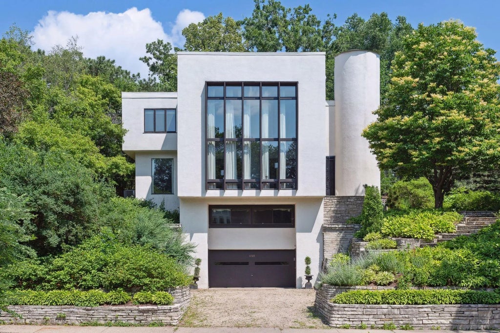 4745 Girard Avenue S, Minneapolis