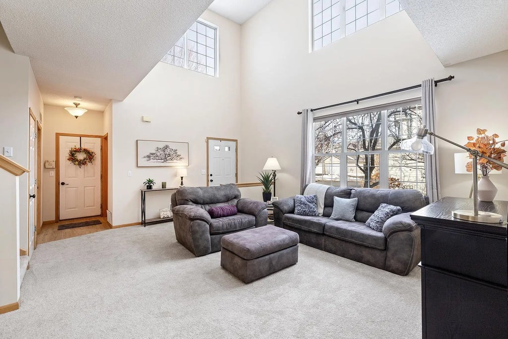 16365 Javari Court, Lakeville