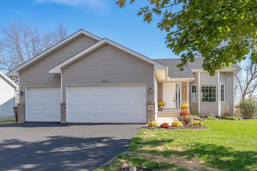 426 Dillon Avenue N, Montrose