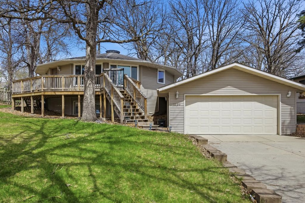 1330 Lori Avenue, Detroit Lakes