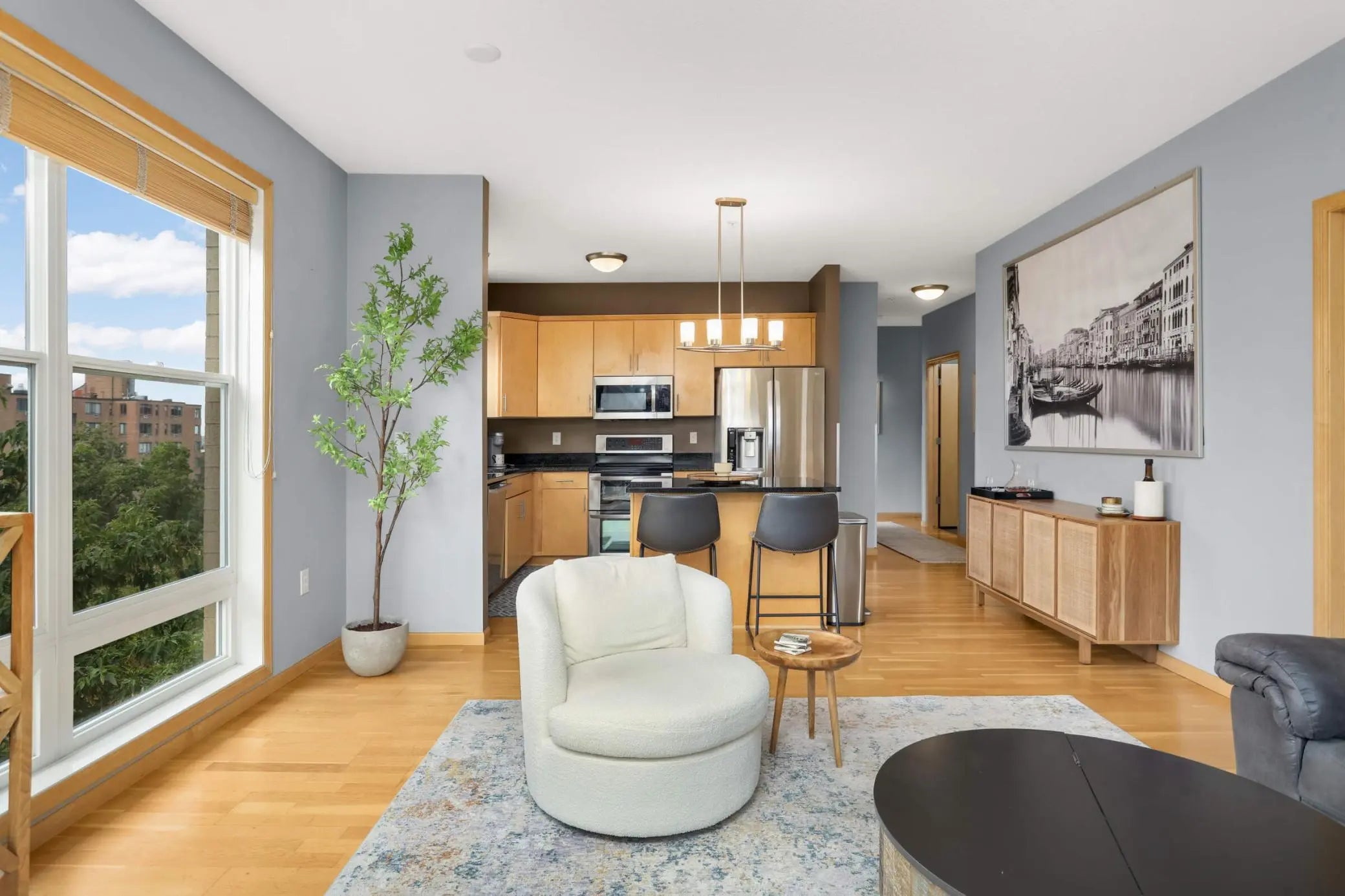 Photo of Listing #7027399