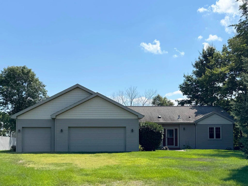 44205 Conifer Street, Aitkin