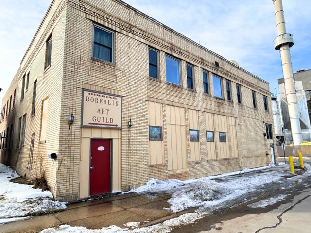 1911 7th Avenue E, Hibbing