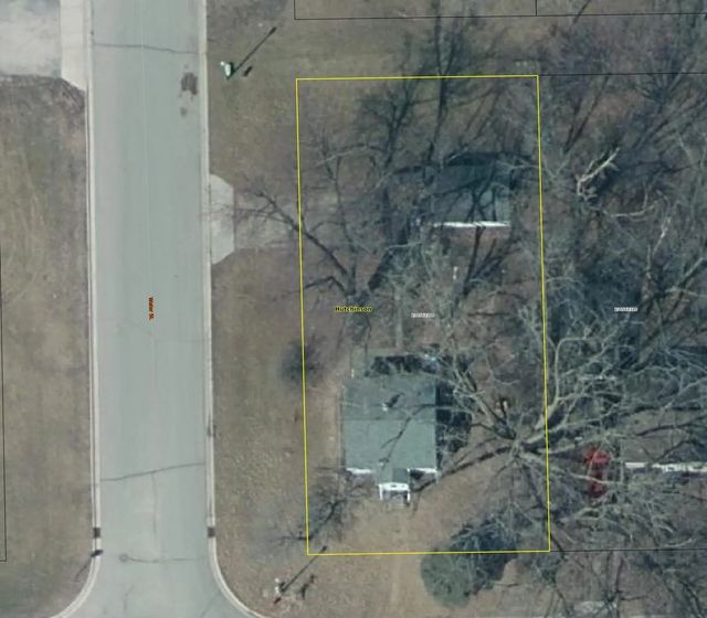 197 3rd Avenue Nw, Hutchinson