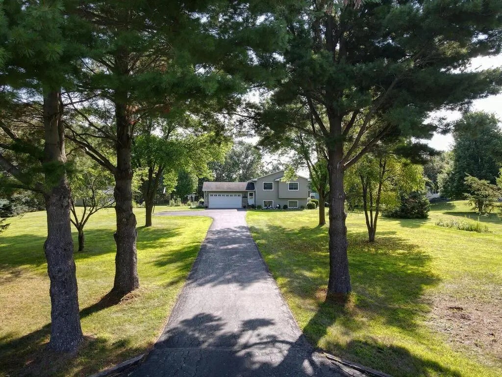 30751 Wallmark Lake Drive, Chisago City