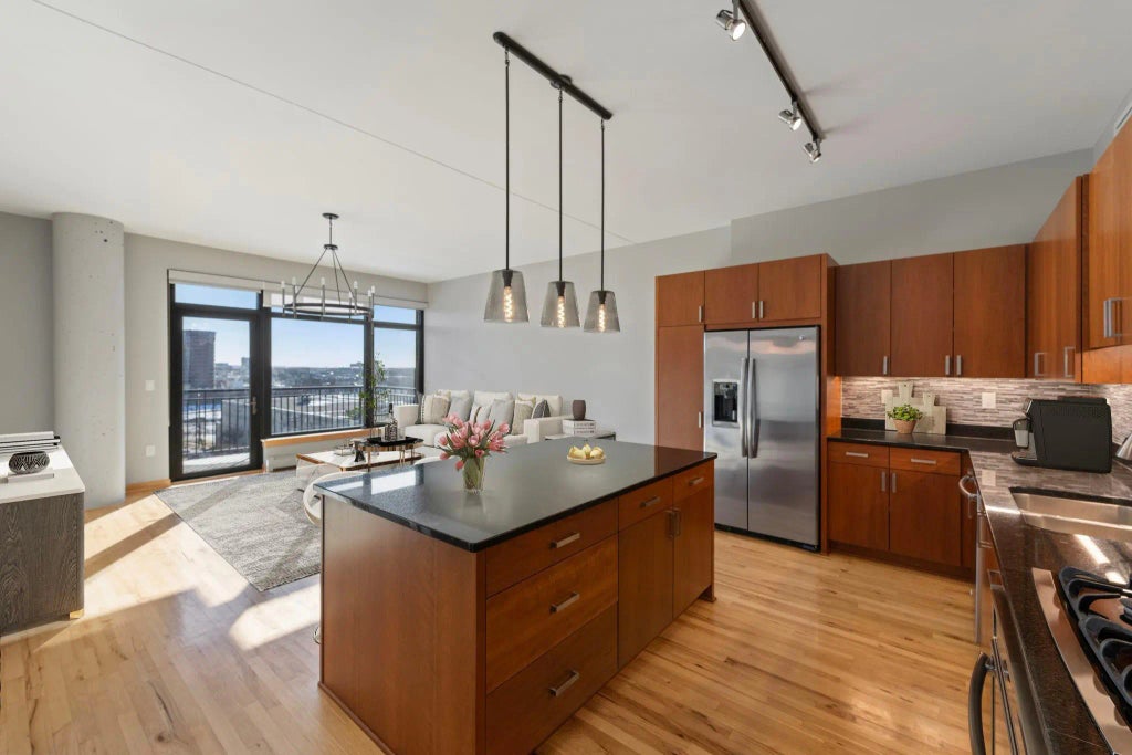 1120 S 2nd Street 813, Minneapolis