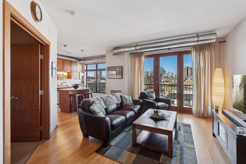 15 E Franklin Avenue 322, Minneapolis