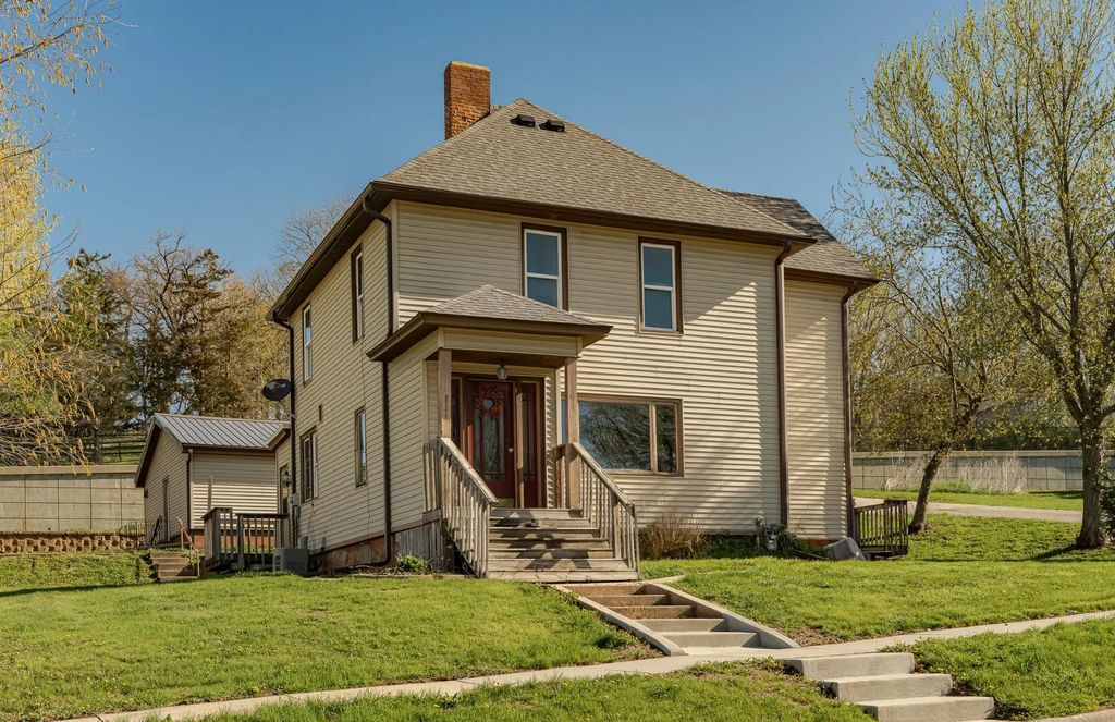113 Valley Street Ne, Preston
