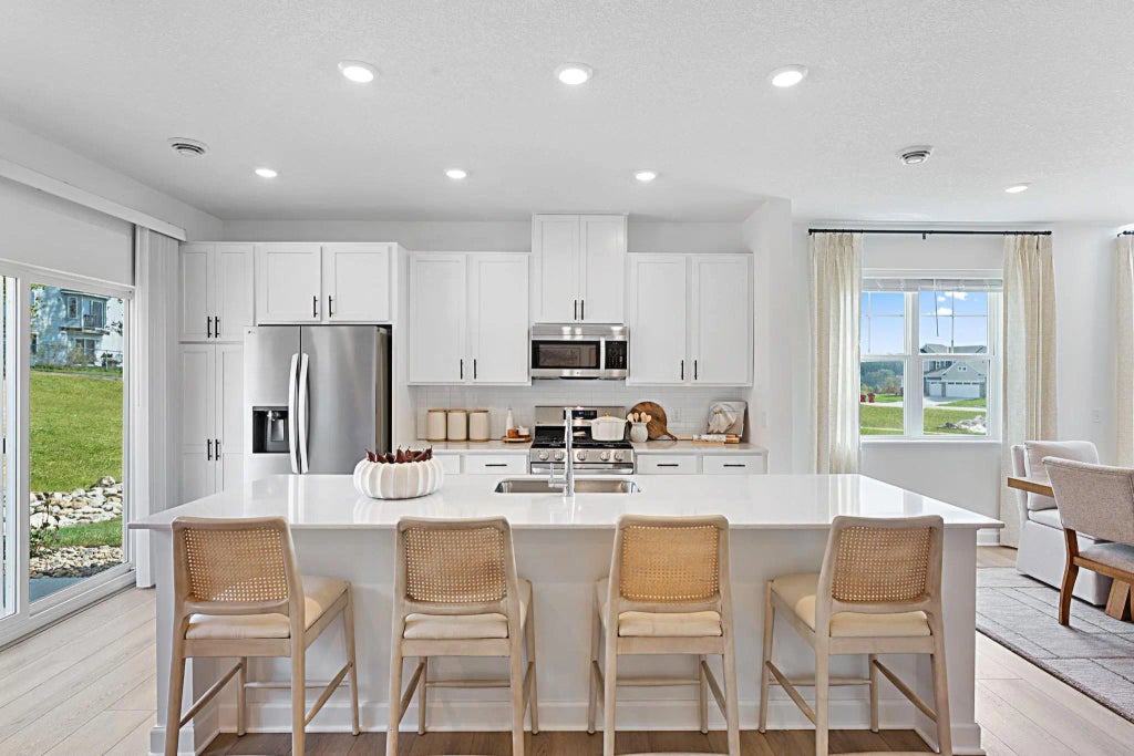 3472 Trails End Circle, Eagan