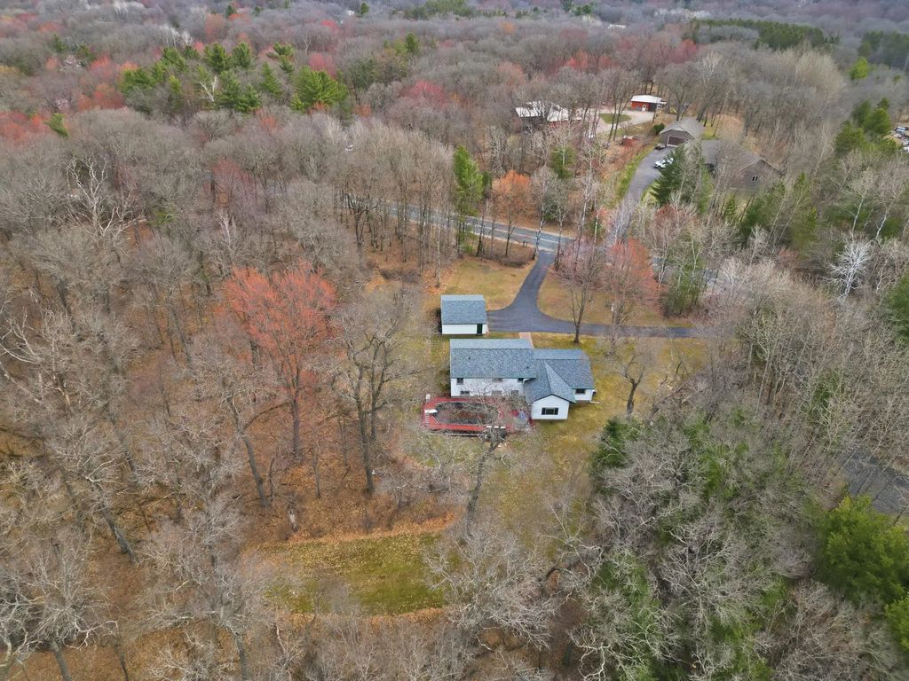 S8280 Lowes Creek Road, Eau Claire