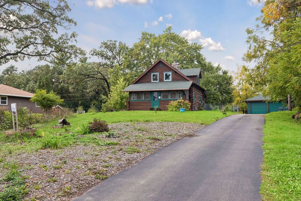 2233 15th Avenue E, North Saint Paul