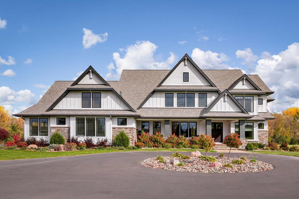 3175 Tuckborough Trail, Long Lake