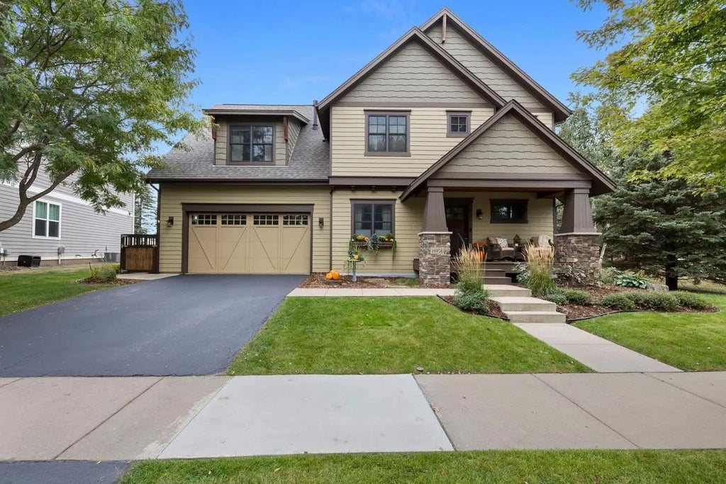 16958 Dynamic Drive, Lakeville