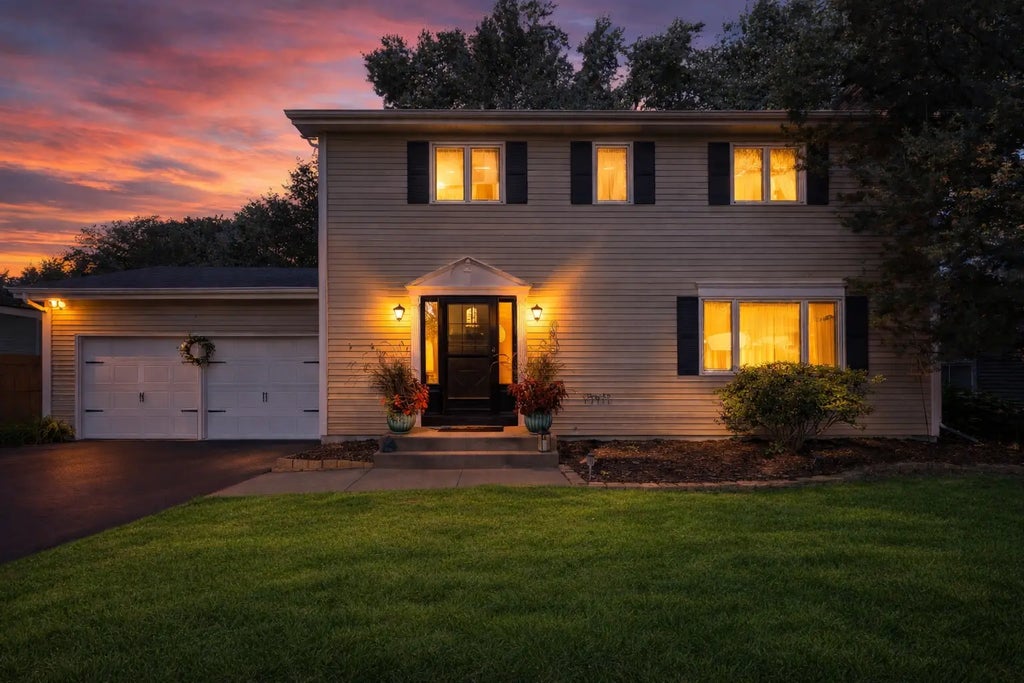 6925 Willow Lane, Brooklyn Center