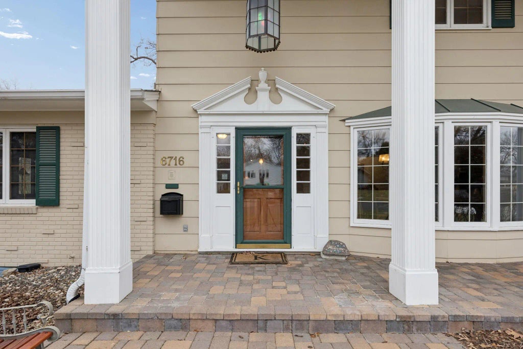 6716 W Shore Drive, Edina