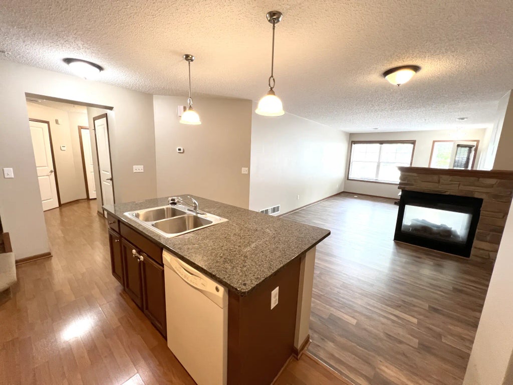 15257 60th Avenue N, Plymouth