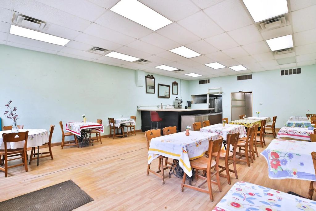 147 E Main Street, West Concord