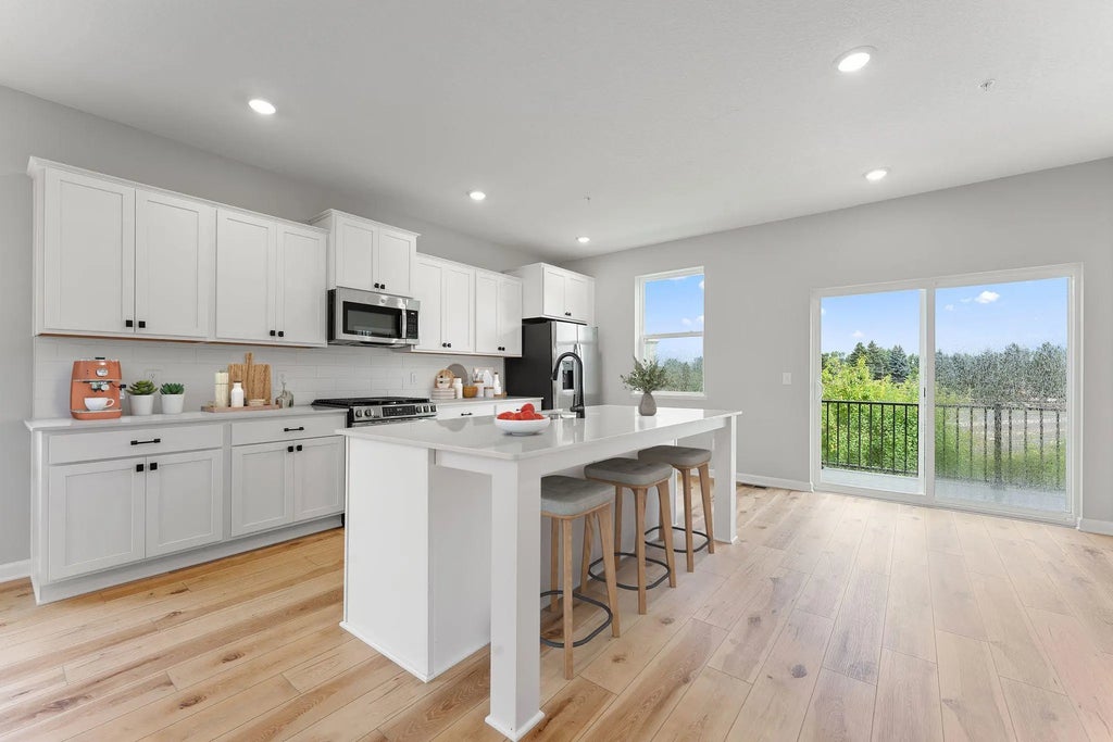 2910 Kepler Avenue Ne, St Michael