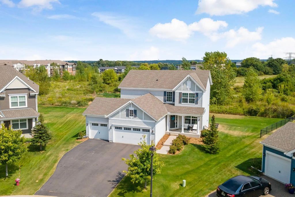 4459 Benjamin Court, Woodbury