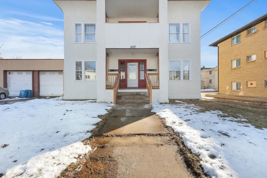 1537 E 38th Street, Minneapolis
