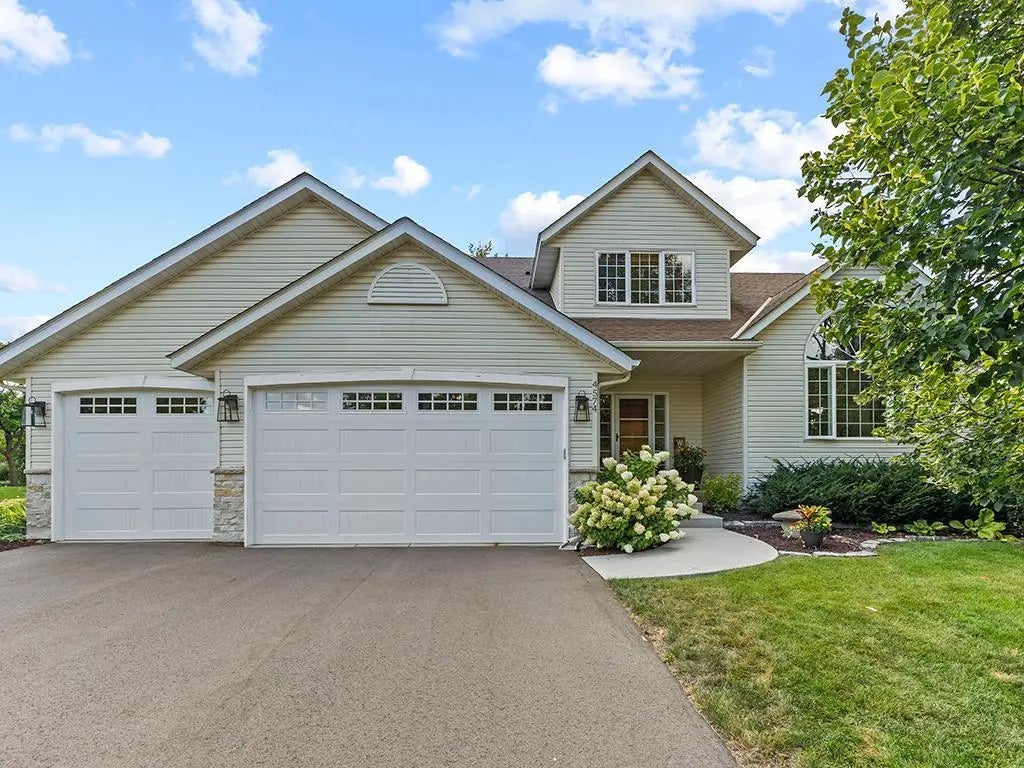 4574 Hummingbird Trail Ne, Prior Lake