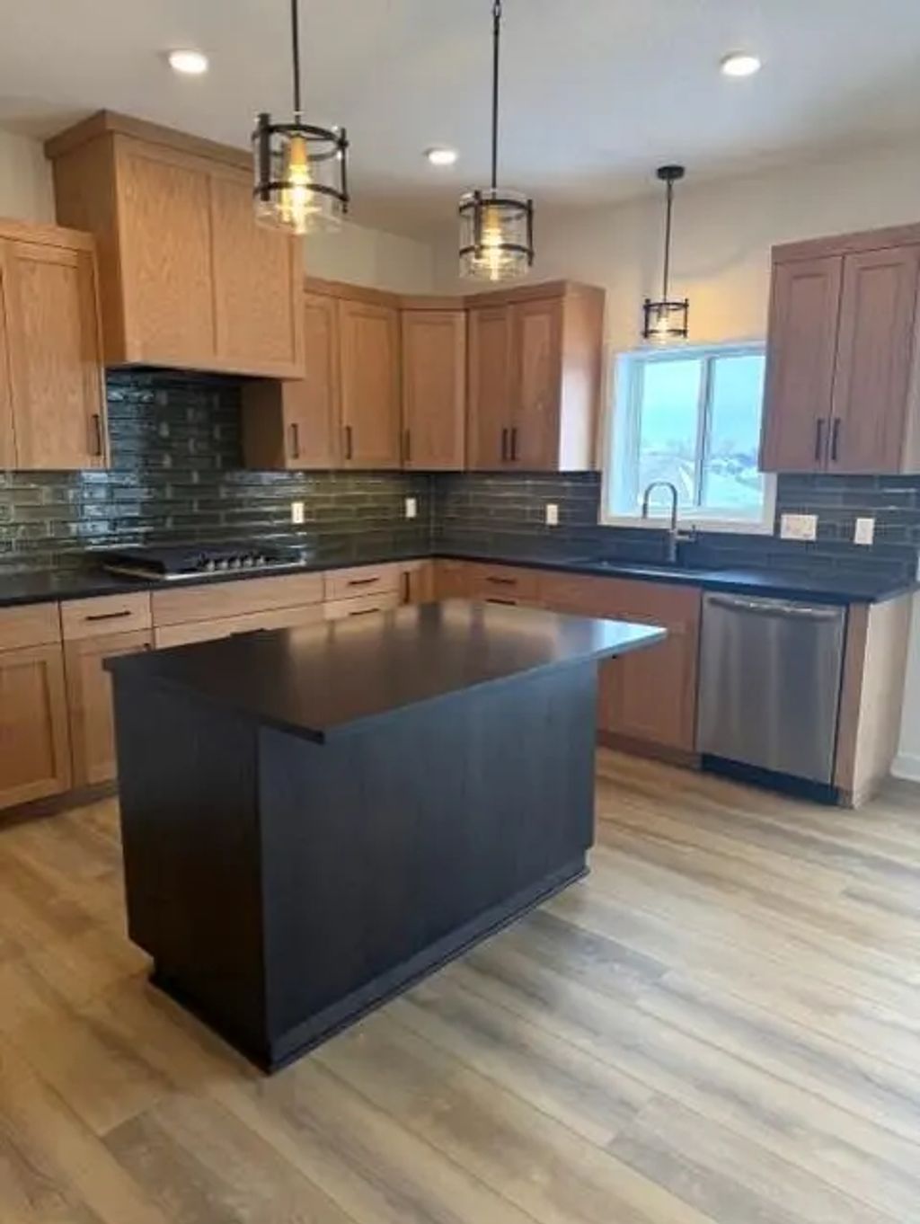 19430 Everglade Path, Farmington